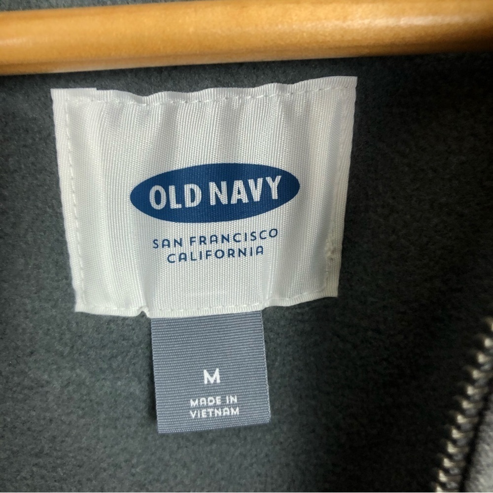 Old Navy Puffer Vest Flannel Lined Gray Size Medium - Picture 3 of 12